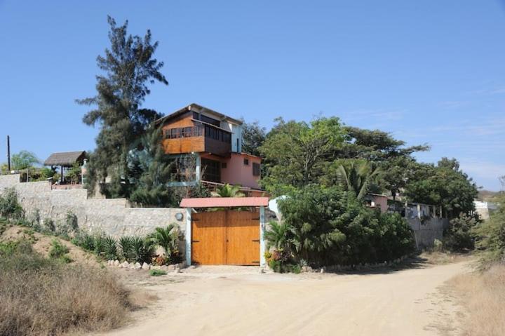 Aguaclara Un Castillo De Arena Seguro Y Privado! 발레니타 외부 사진